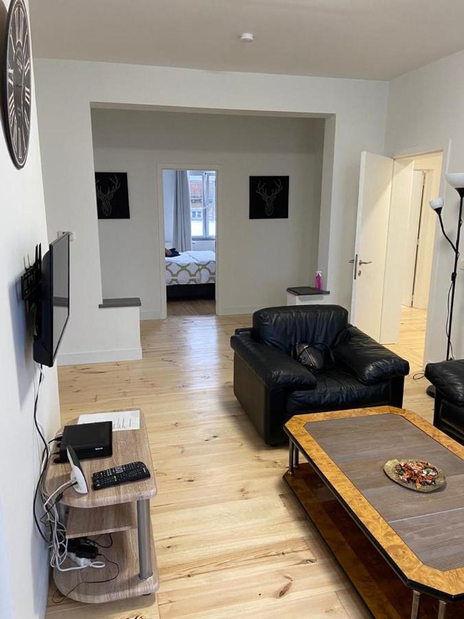 Modern Apartment Third Floor Брюссель Экстерьер фото