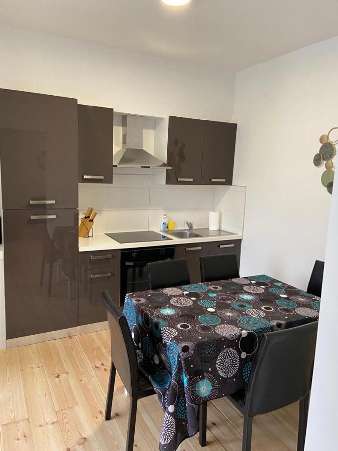 Modern Apartment Third Floor Брюссель Экстерьер фото